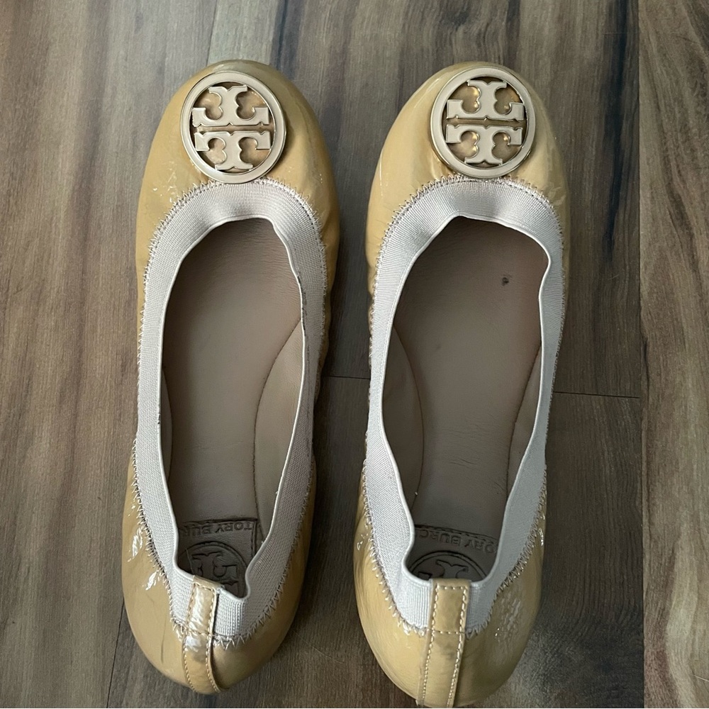 Tory Burch Camel/Tan Flats